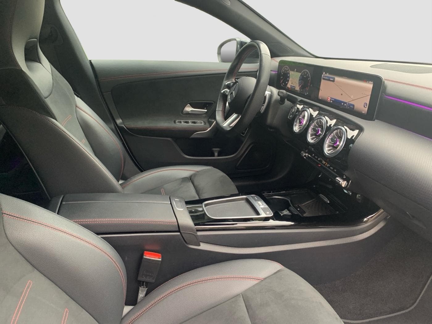 Mercedes-Benz CLA 200 SB Bild 11
