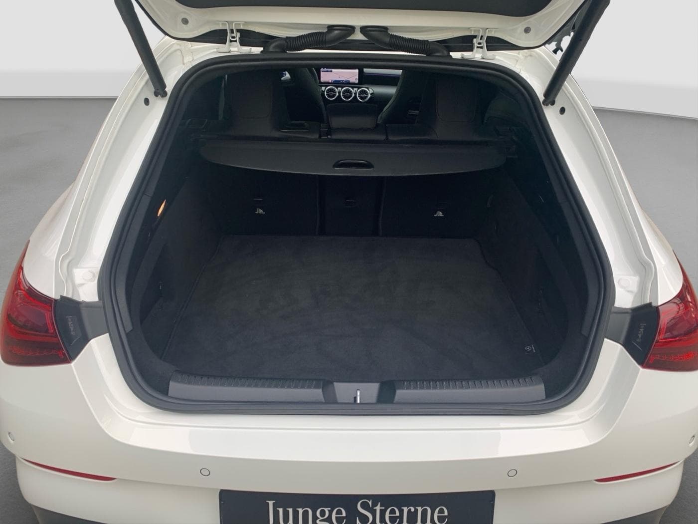 Mercedes-Benz CLA 200 SB Bild 13