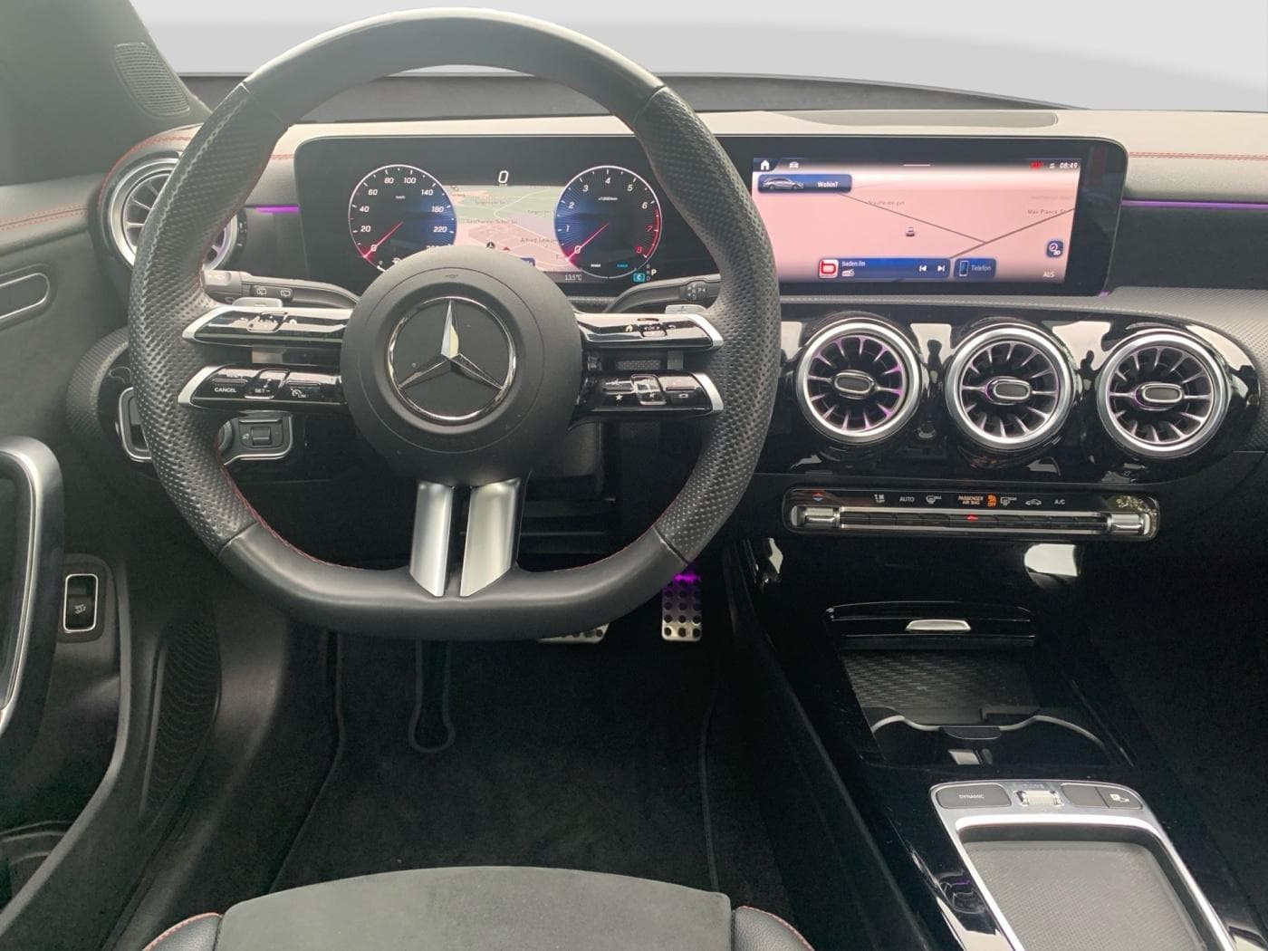 Mercedes-Benz CLA 200 SB Bild 8