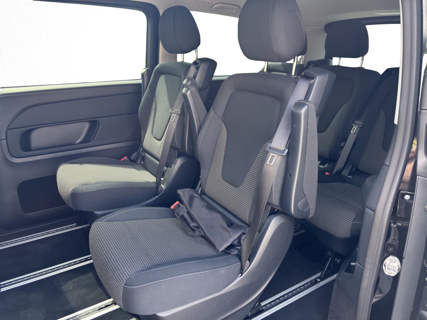 Mercedes-Benz EQV 300 Lang Bild 16