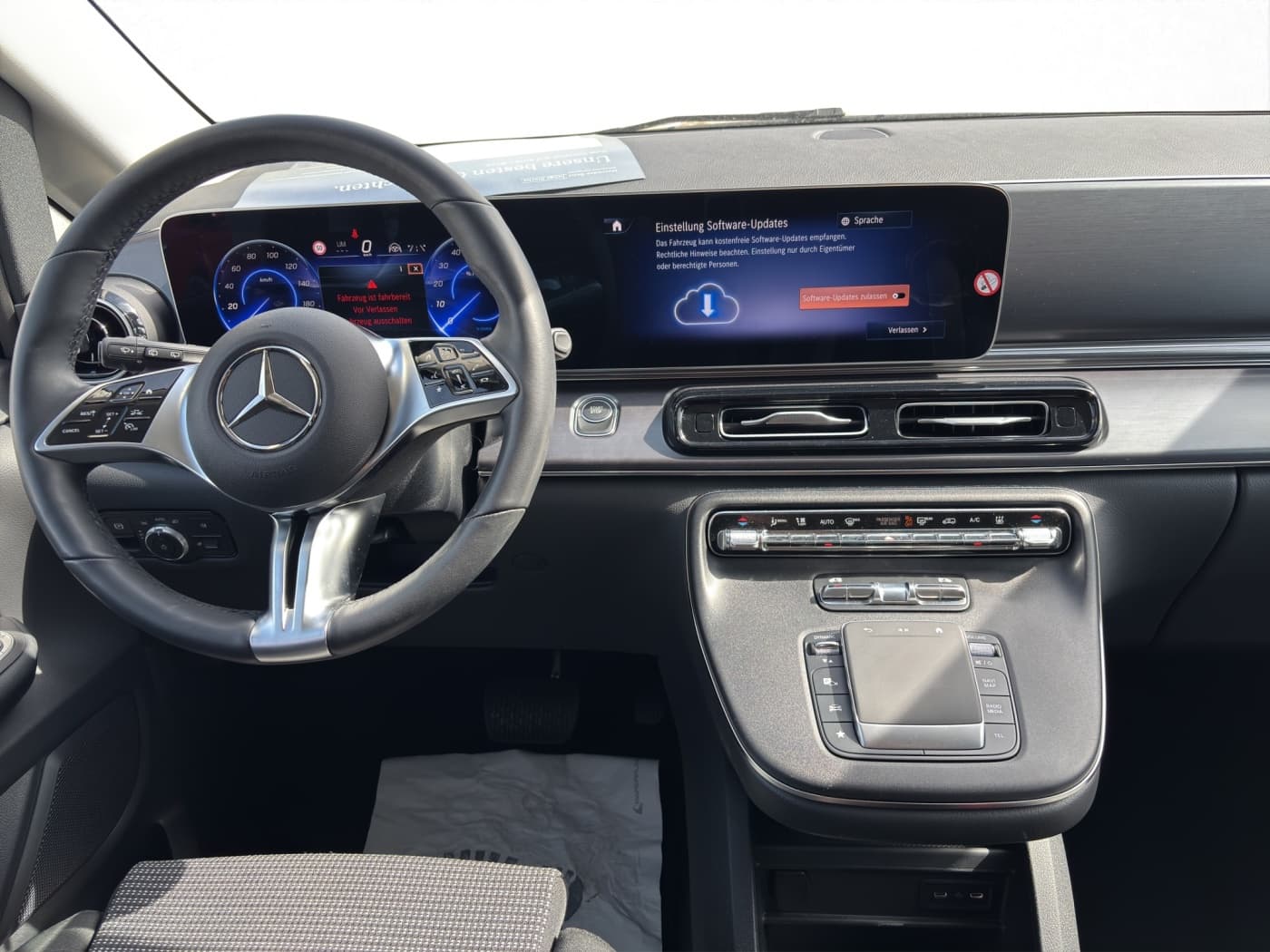 Mercedes-Benz EQV 300 Lang Bild 9