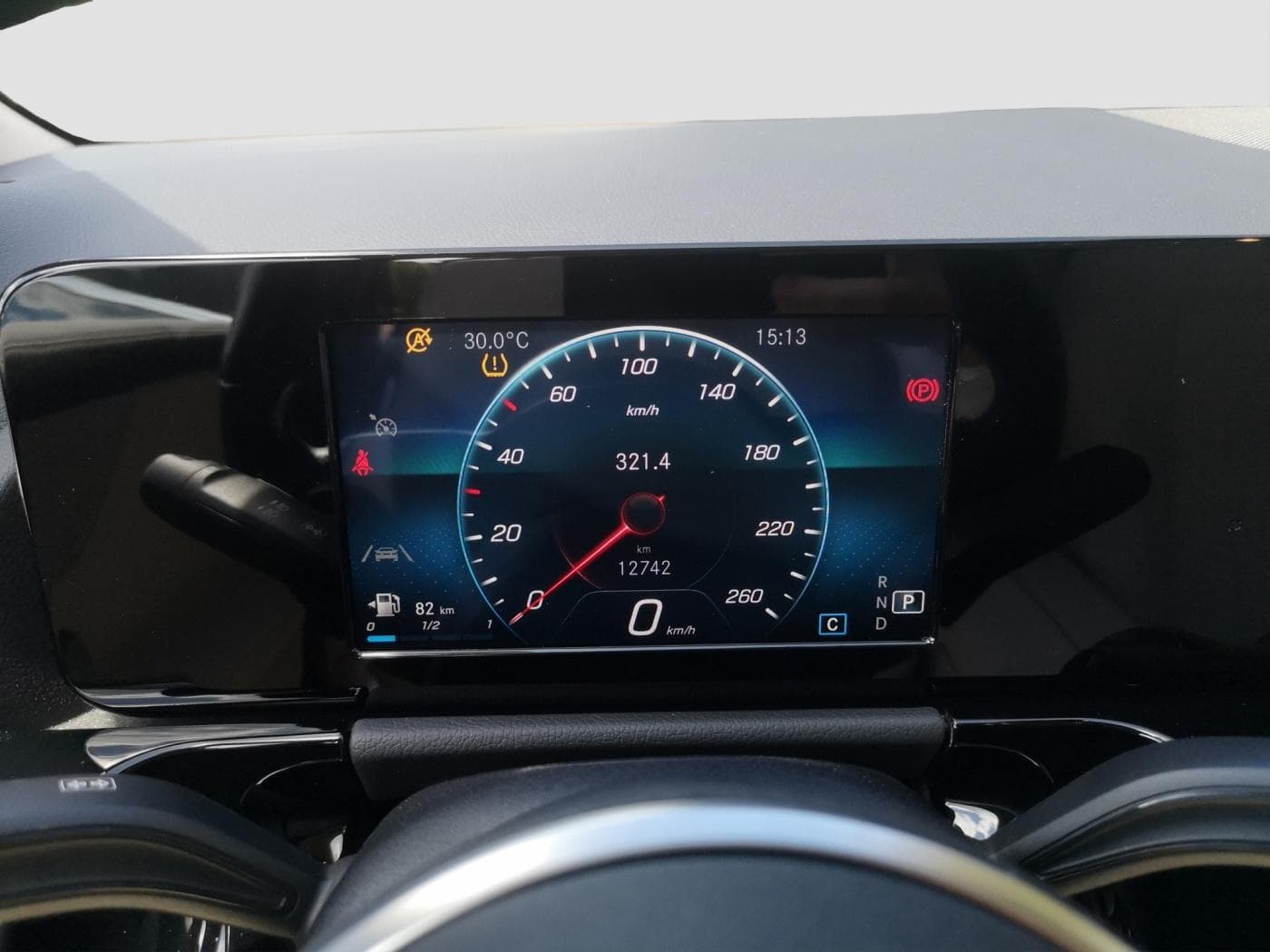 Mercedes-Benz GLA 200 Bild 11