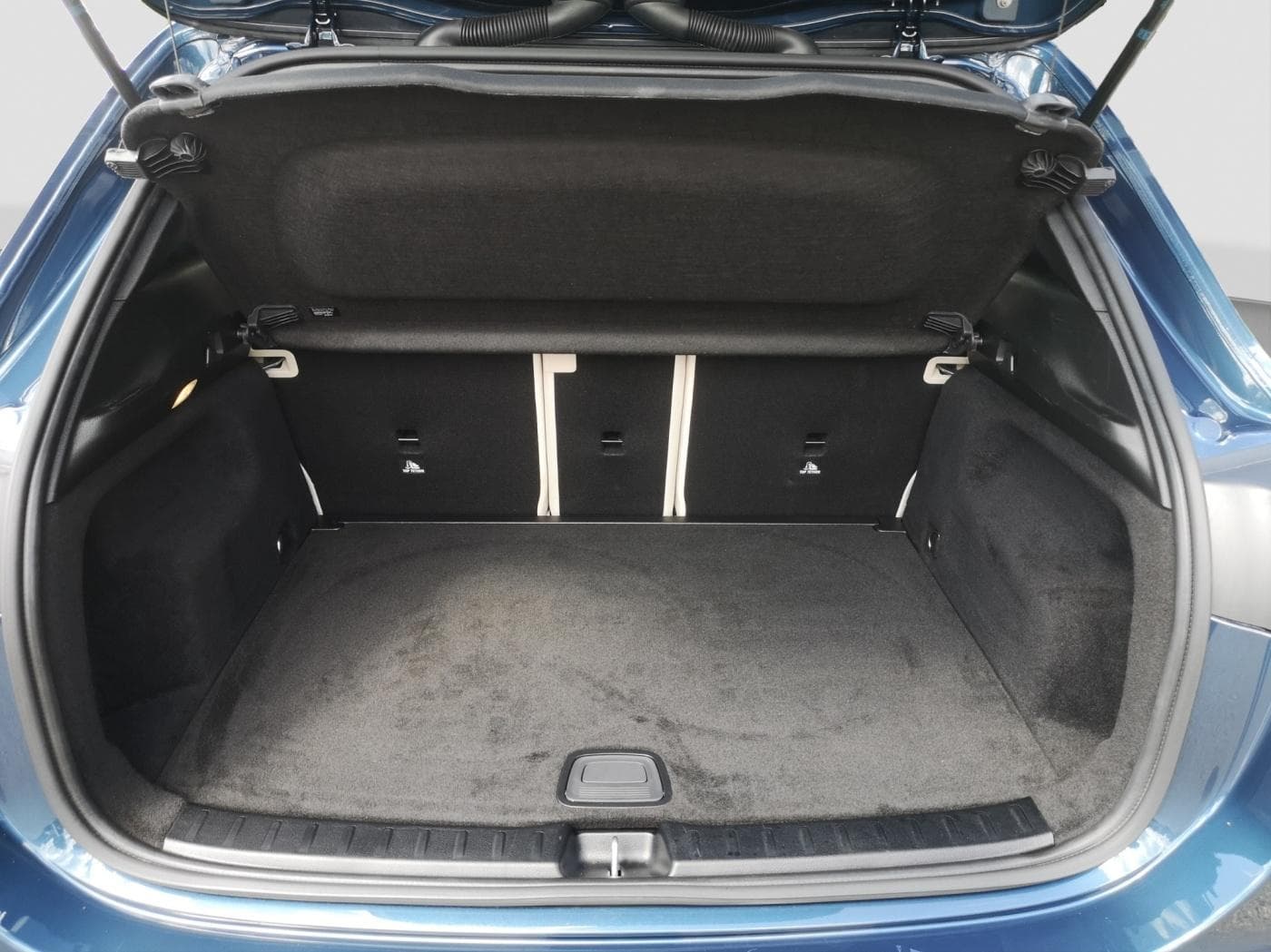 Mercedes-Benz GLA 200 Bild 18