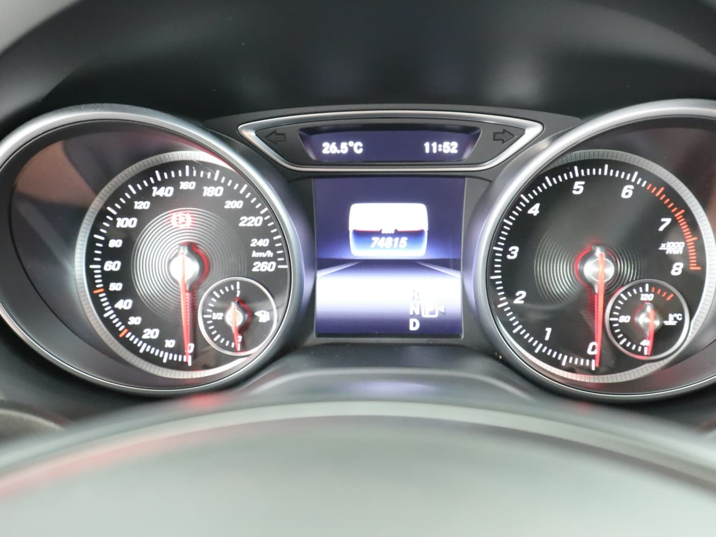 Mercedes-Benz CLA 200 Bild 12