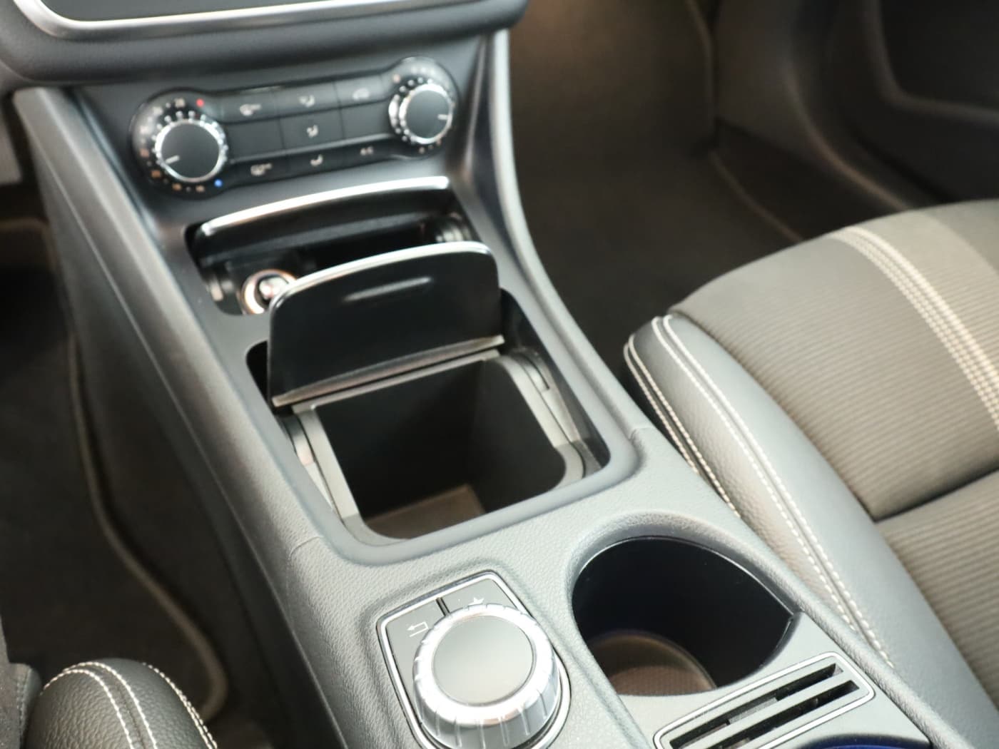 Mercedes-Benz CLA 200 Bild 15