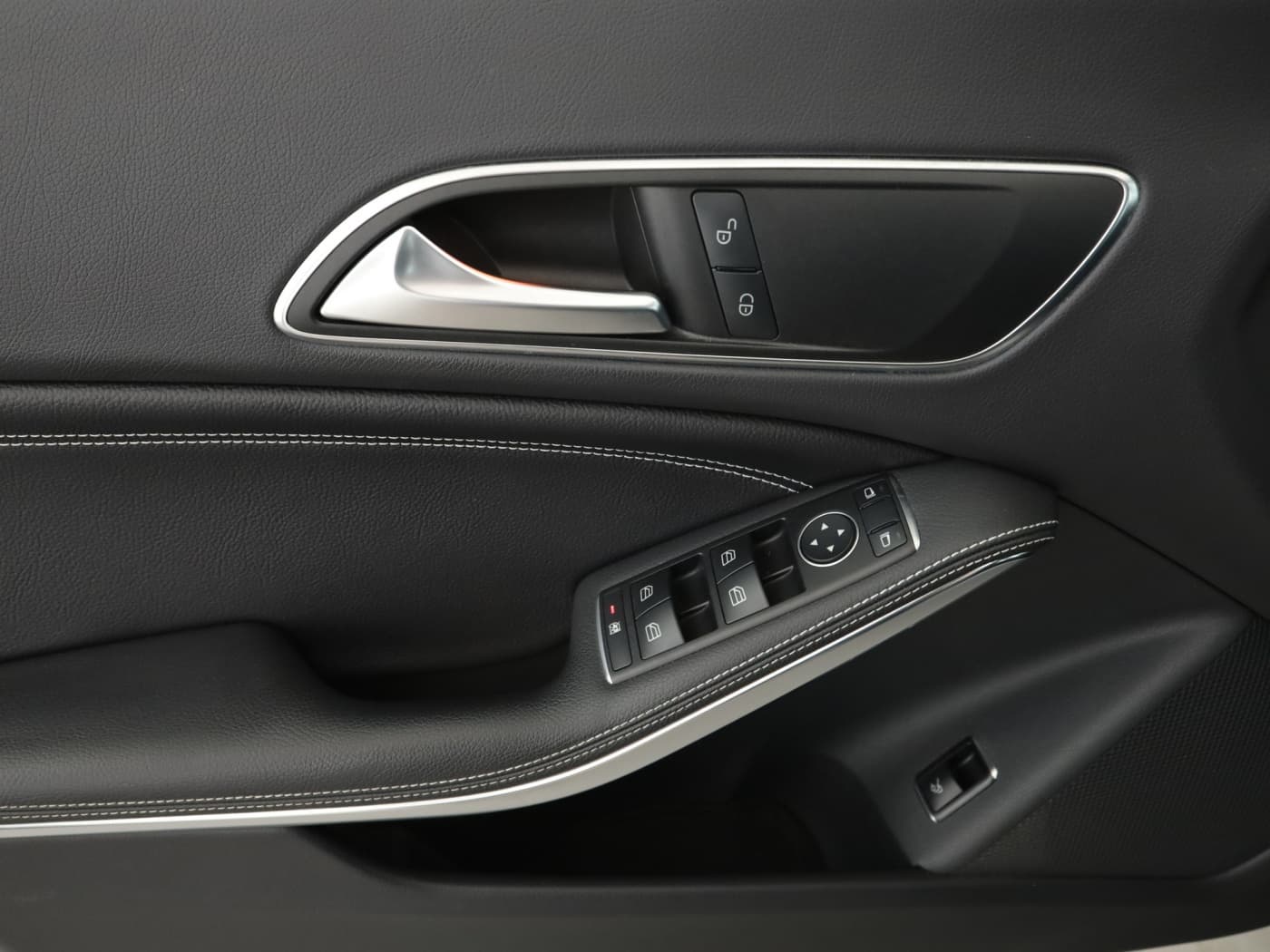 Mercedes-Benz CLA 200 Bild 20