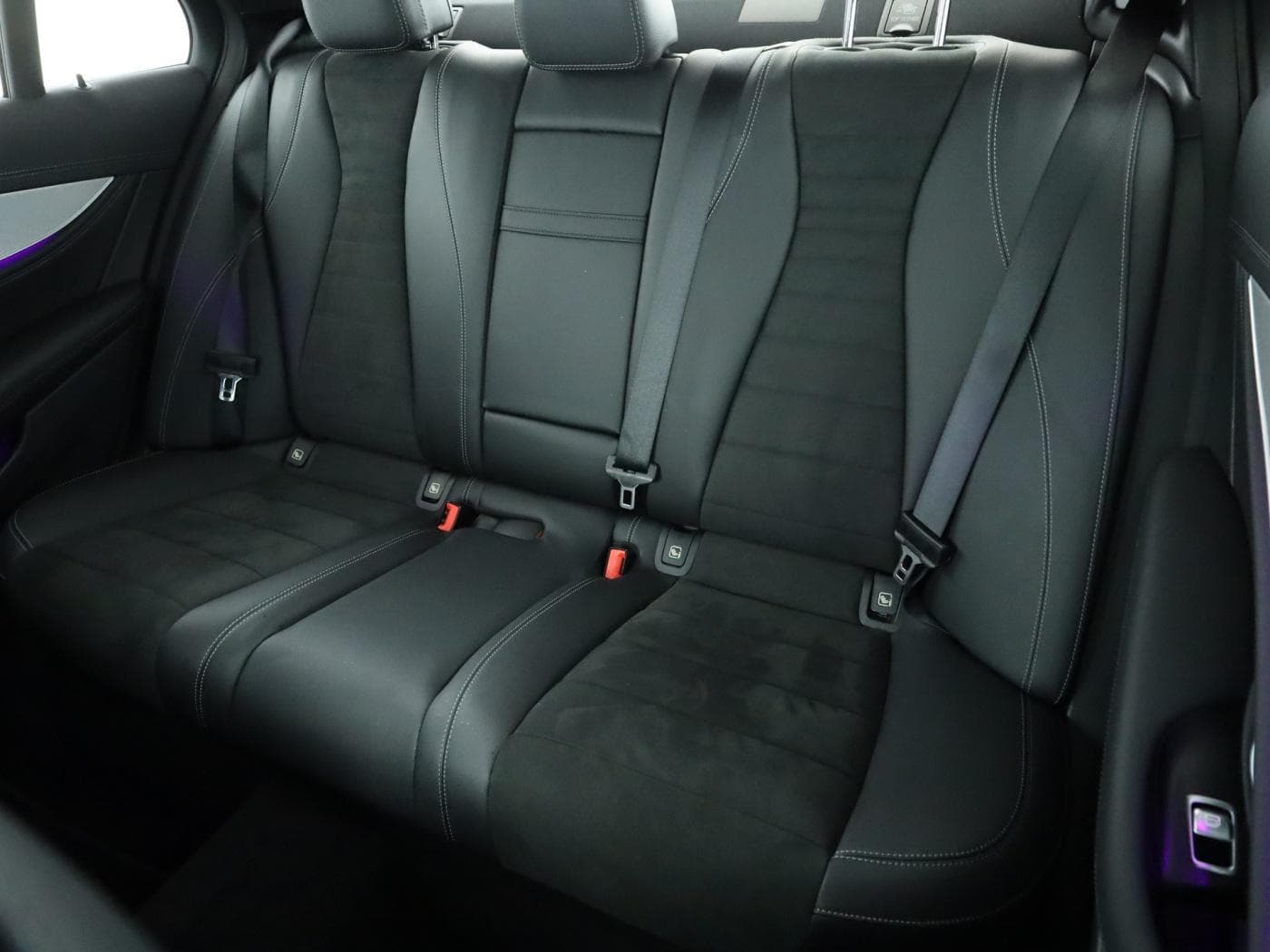 Mercedes-Benz E 220 d Bild 18