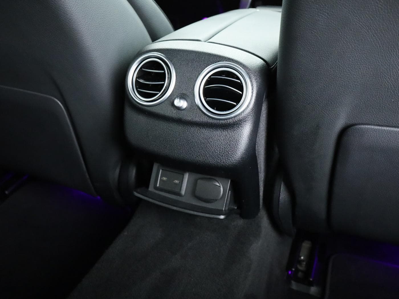 Mercedes-Benz E 220 d Bild 23