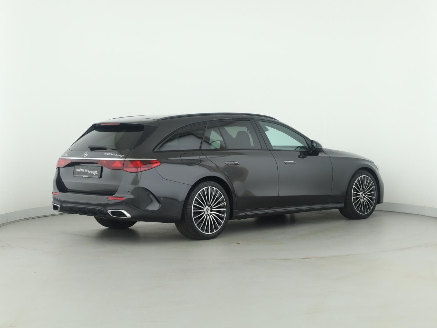 Mercedes-Benz E 220 d T-Modell Bild 6