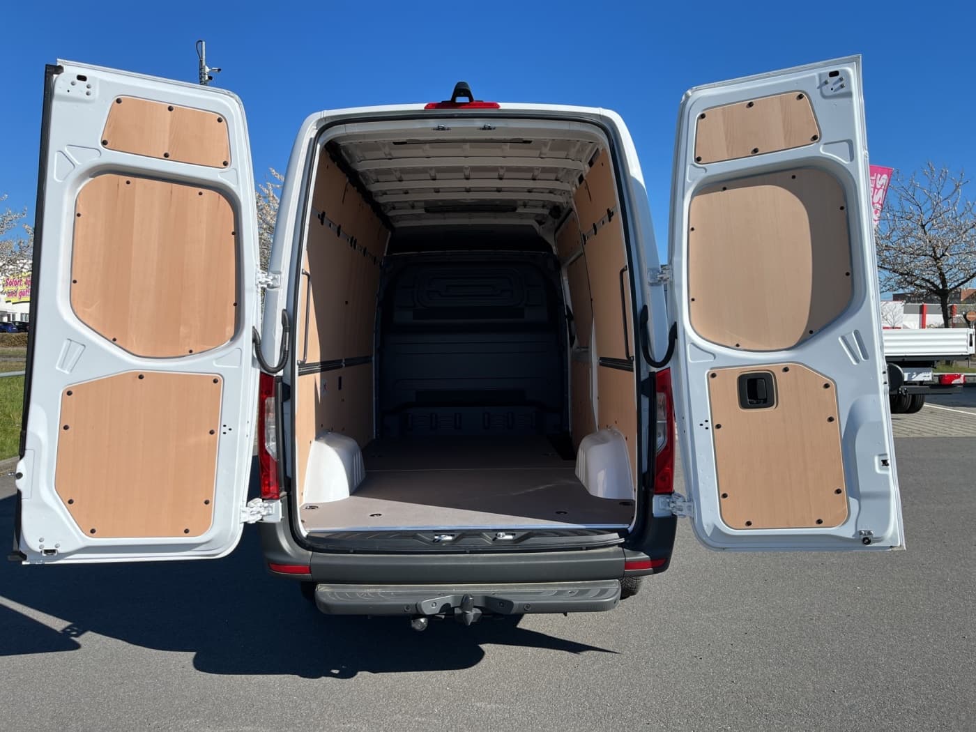 Mercedes-Benz Sprinter 319 CDI Kasten PRO L2H2 Bild 19