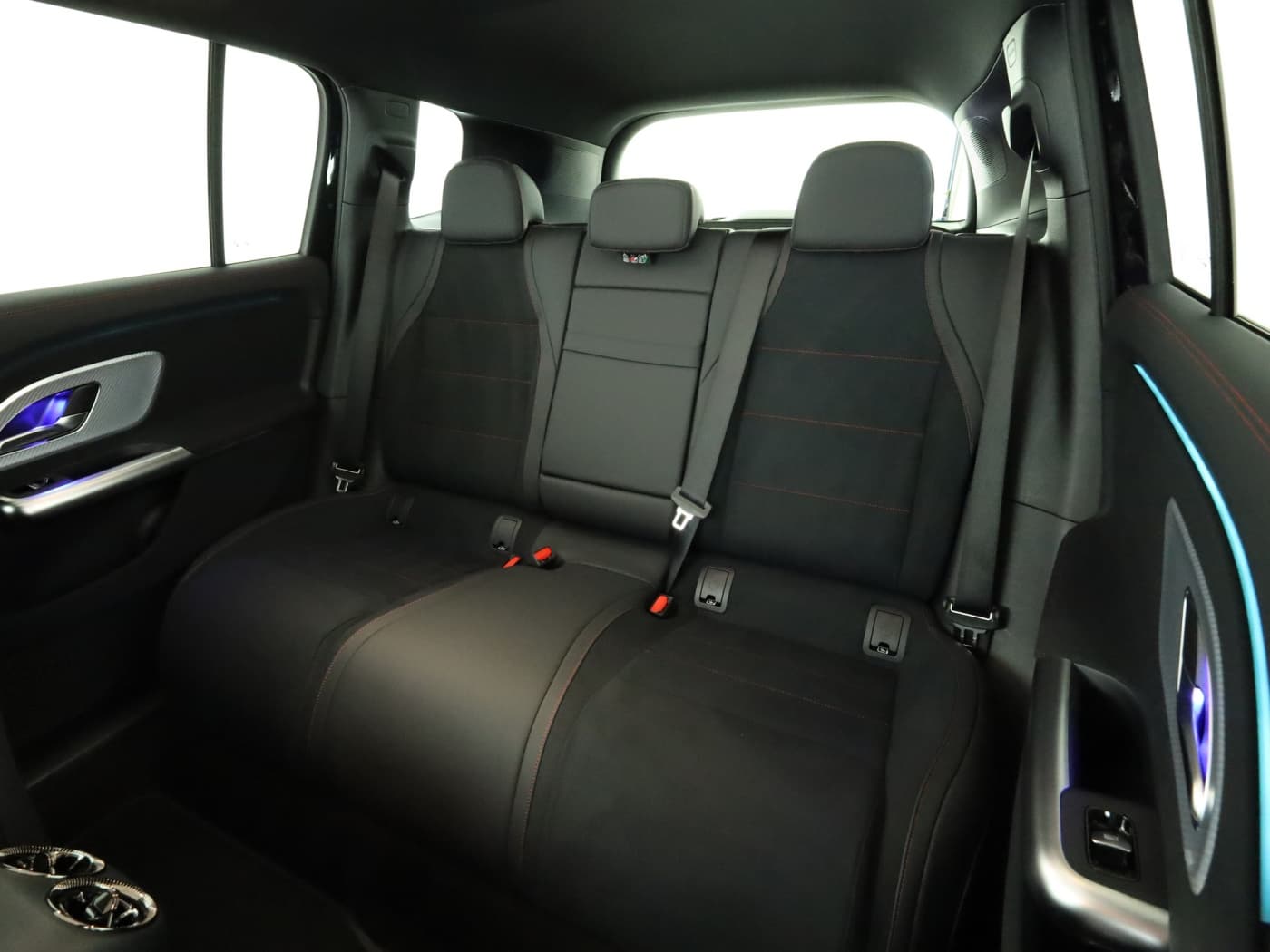 Mercedes-Benz GLB 350 4MATIC EQ Bild 18