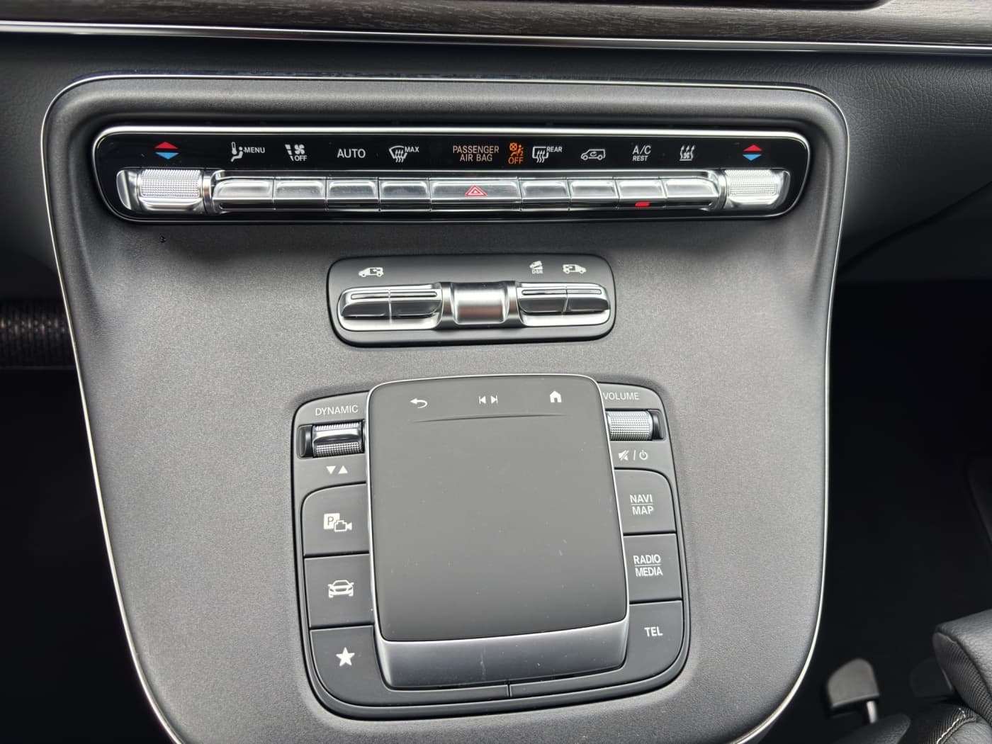 Mercedes-Benz V 220 d Avantgarde lang Bild 13