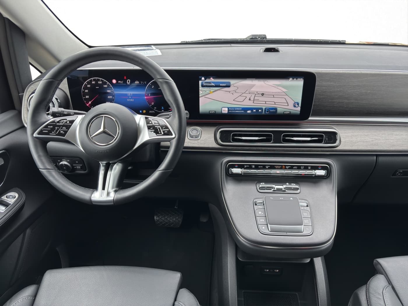 Mercedes-Benz V 220 d Avantgarde lang Bild 9