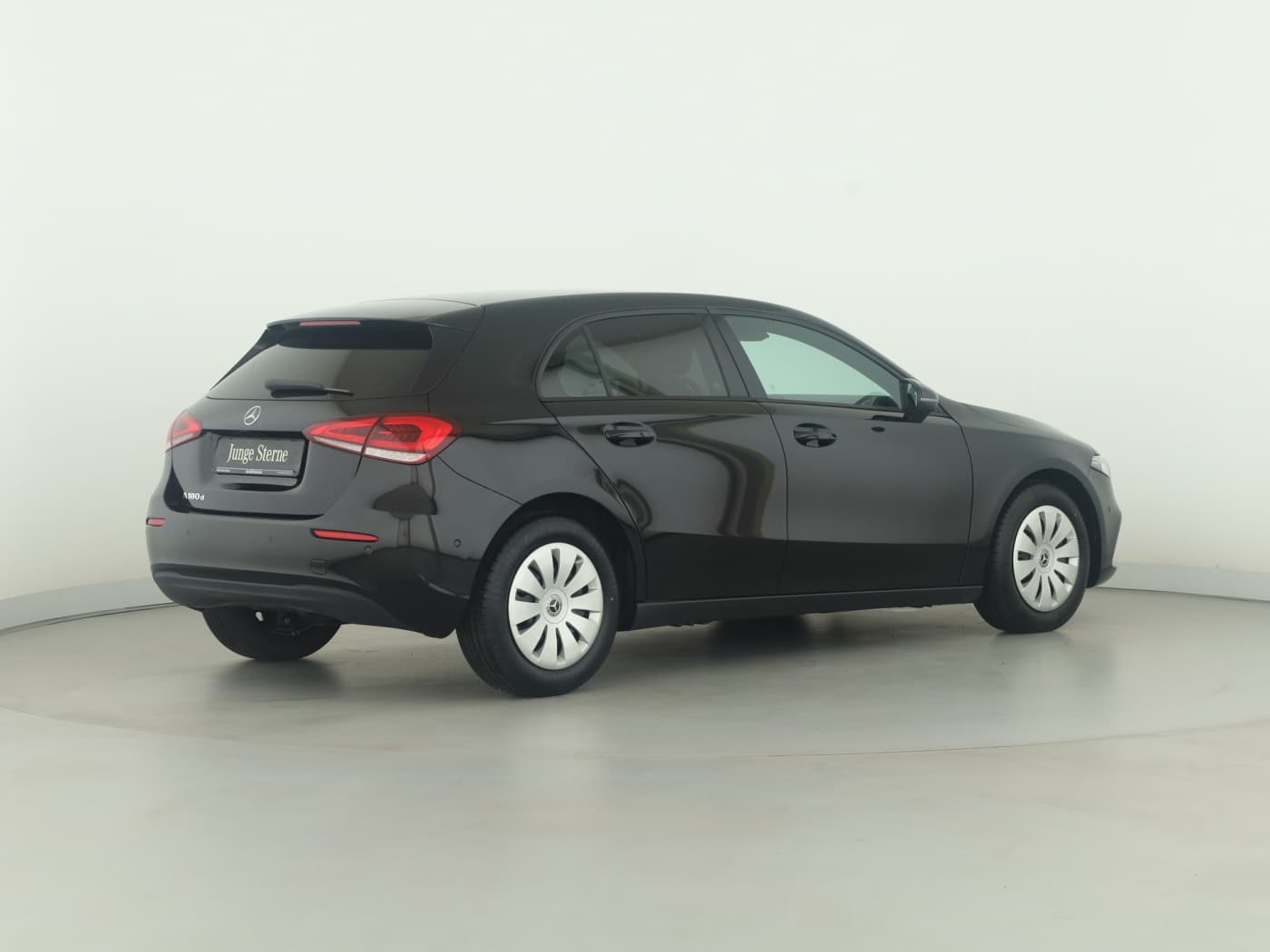 Mercedes-Benz A 180 d Bild 6