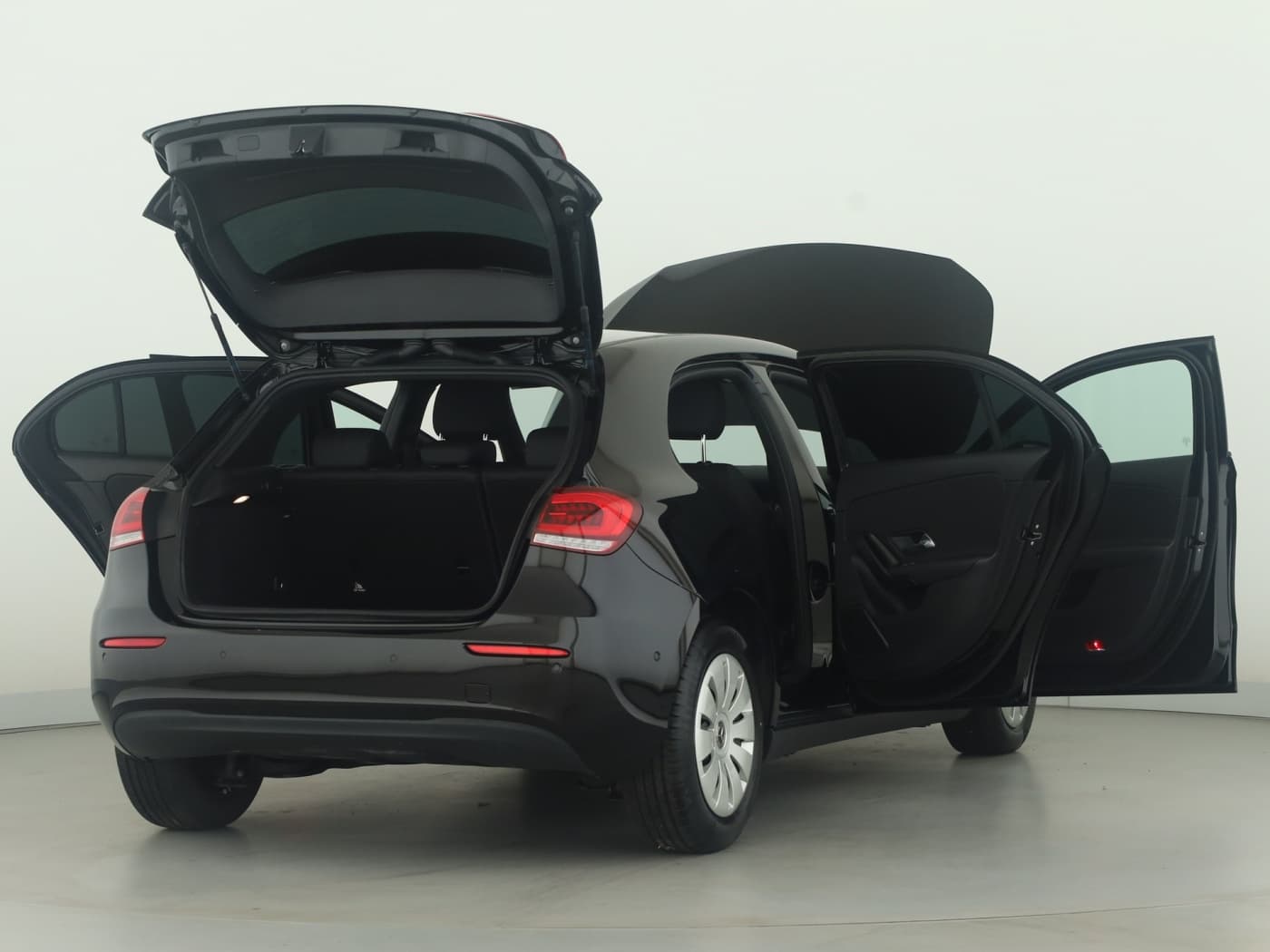 Mercedes-Benz A 180 d Bild 9
