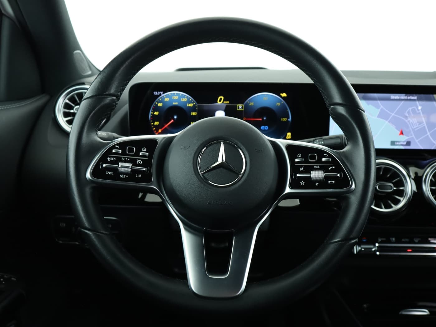 Mercedes-Benz EQA 250 Bild 11