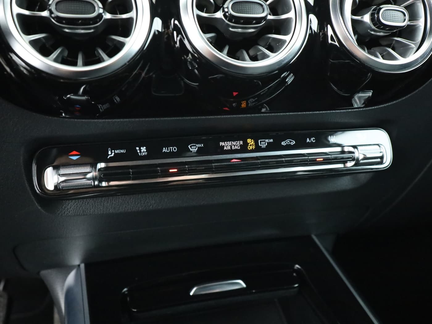 Mercedes-Benz EQA 250 Bild 14