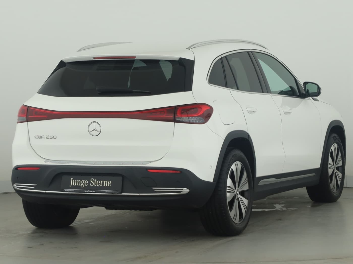 Mercedes-Benz EQA 250 Bild 2