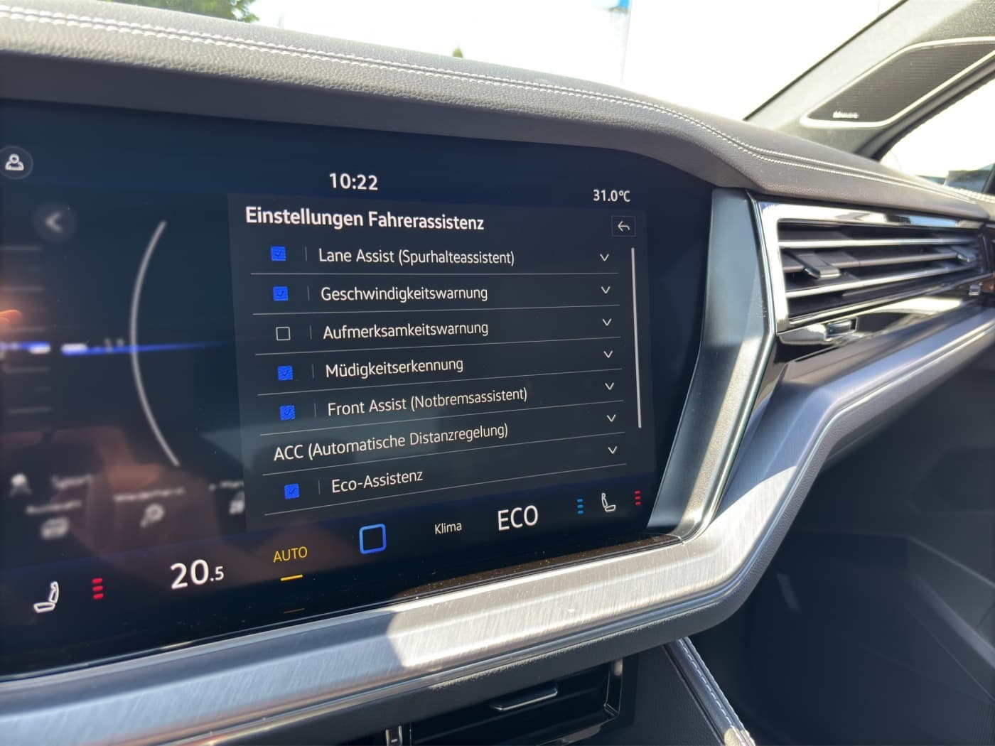 Volkswagen Touareg 3.0 V6 TSI eHybrid Elegance 4M Bild 21