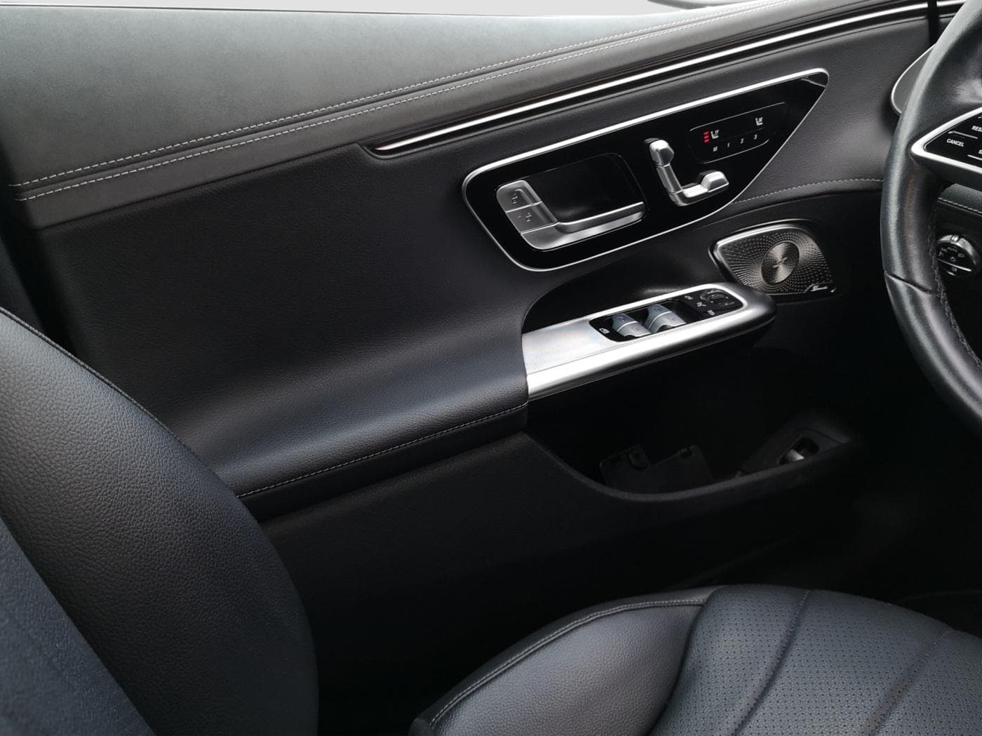 Mercedes-Benz EQE 350 Bild 16