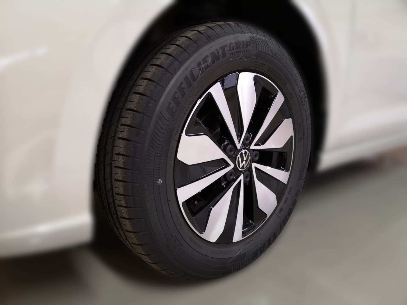 Volkswagen Polo MOVE 1.0 l TSI OPF  5-Gang Bild 7