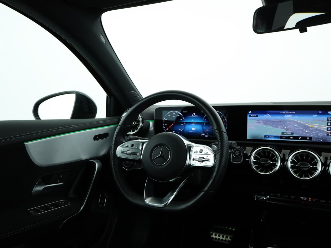 Mercedes-Benz A 250 e Bild 10