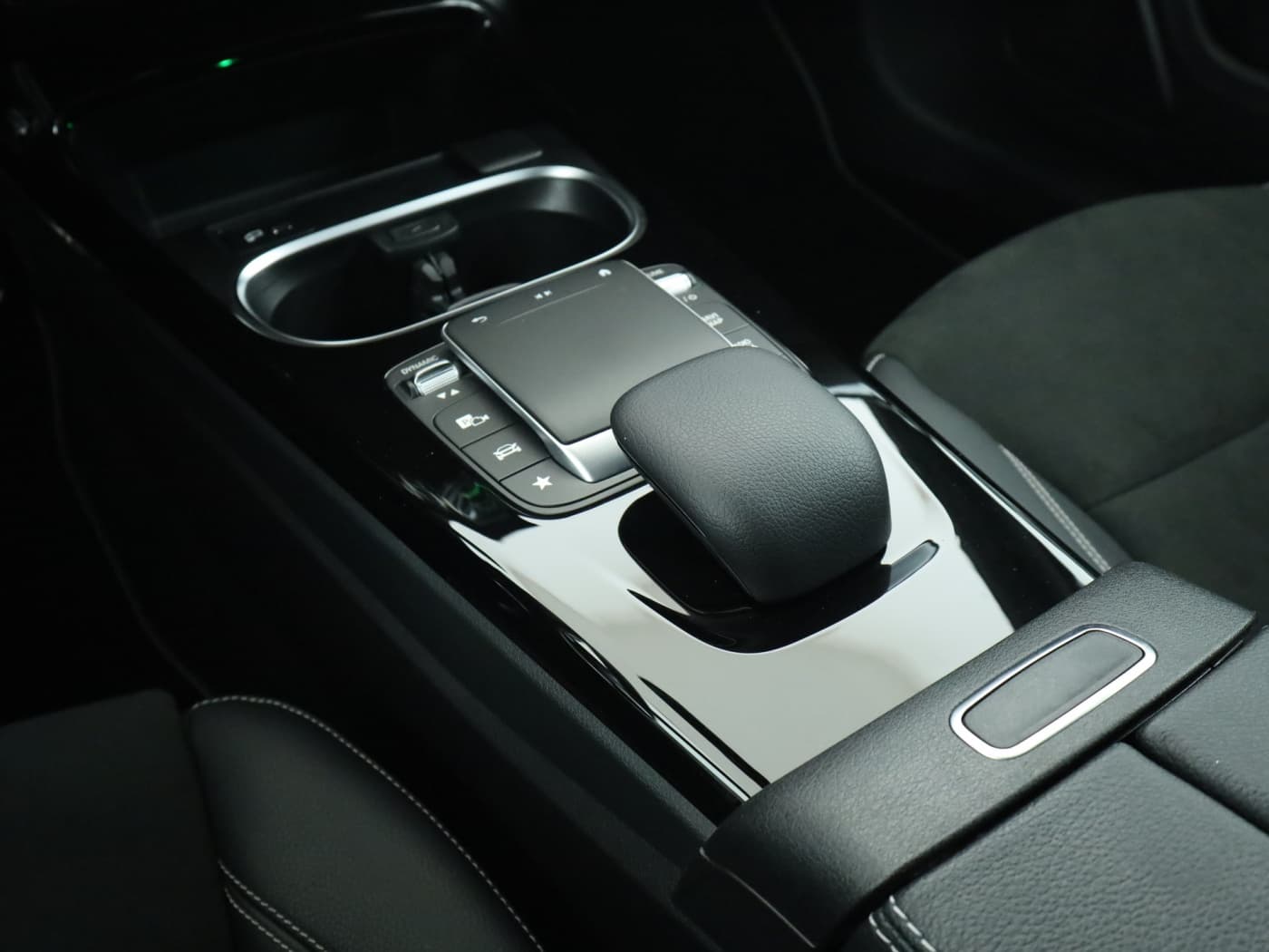 Mercedes-Benz A 250 e Bild 15