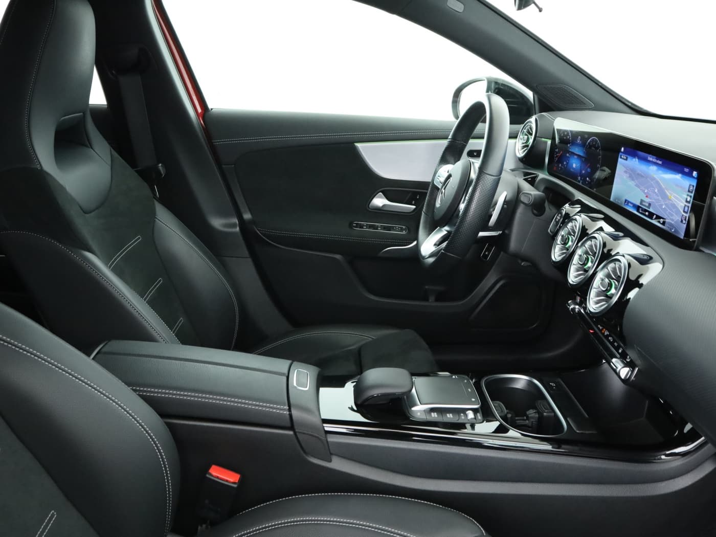 Mercedes-Benz A 250 e Bild 17