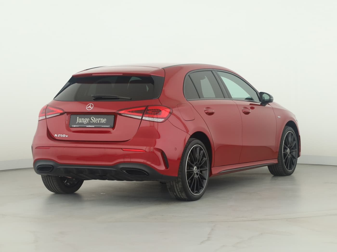 Mercedes-Benz A 250 e Bild 2