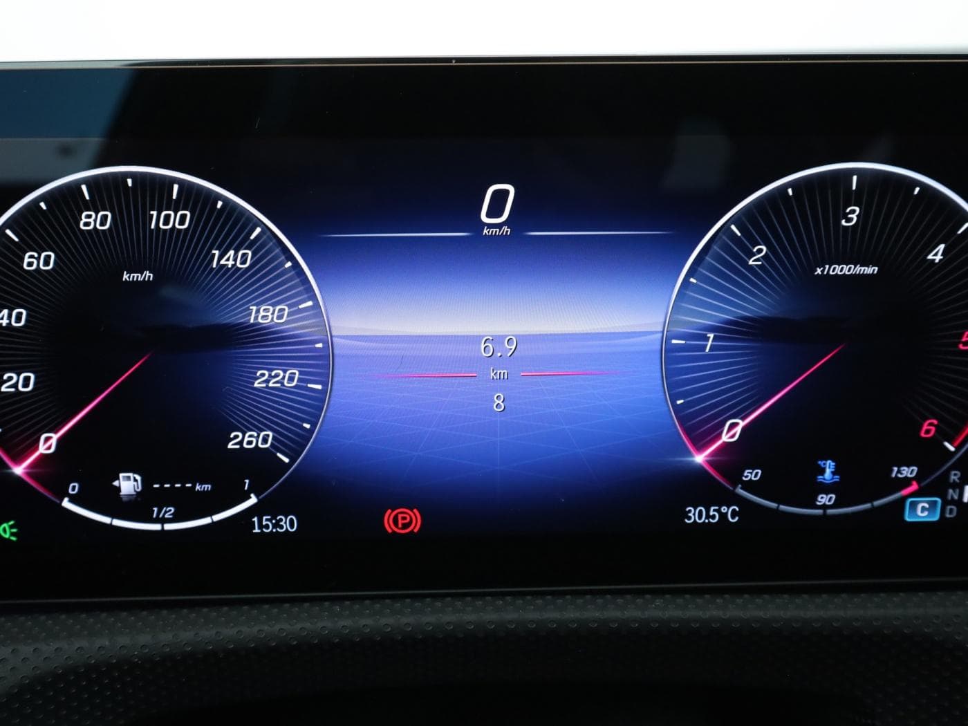 Mercedes-Benz CLA 220 d SB Bild 12