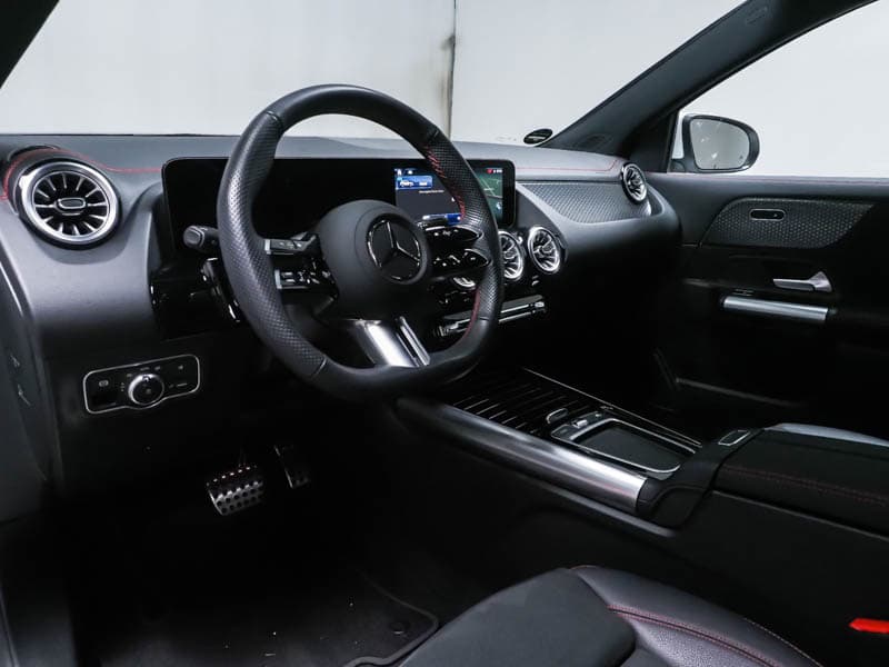 Mercedes-Benz EQA 350 4M Bild 5