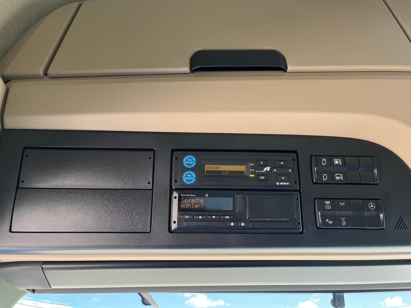Mercedes-Benz Actros 1848 LS Bild 14
