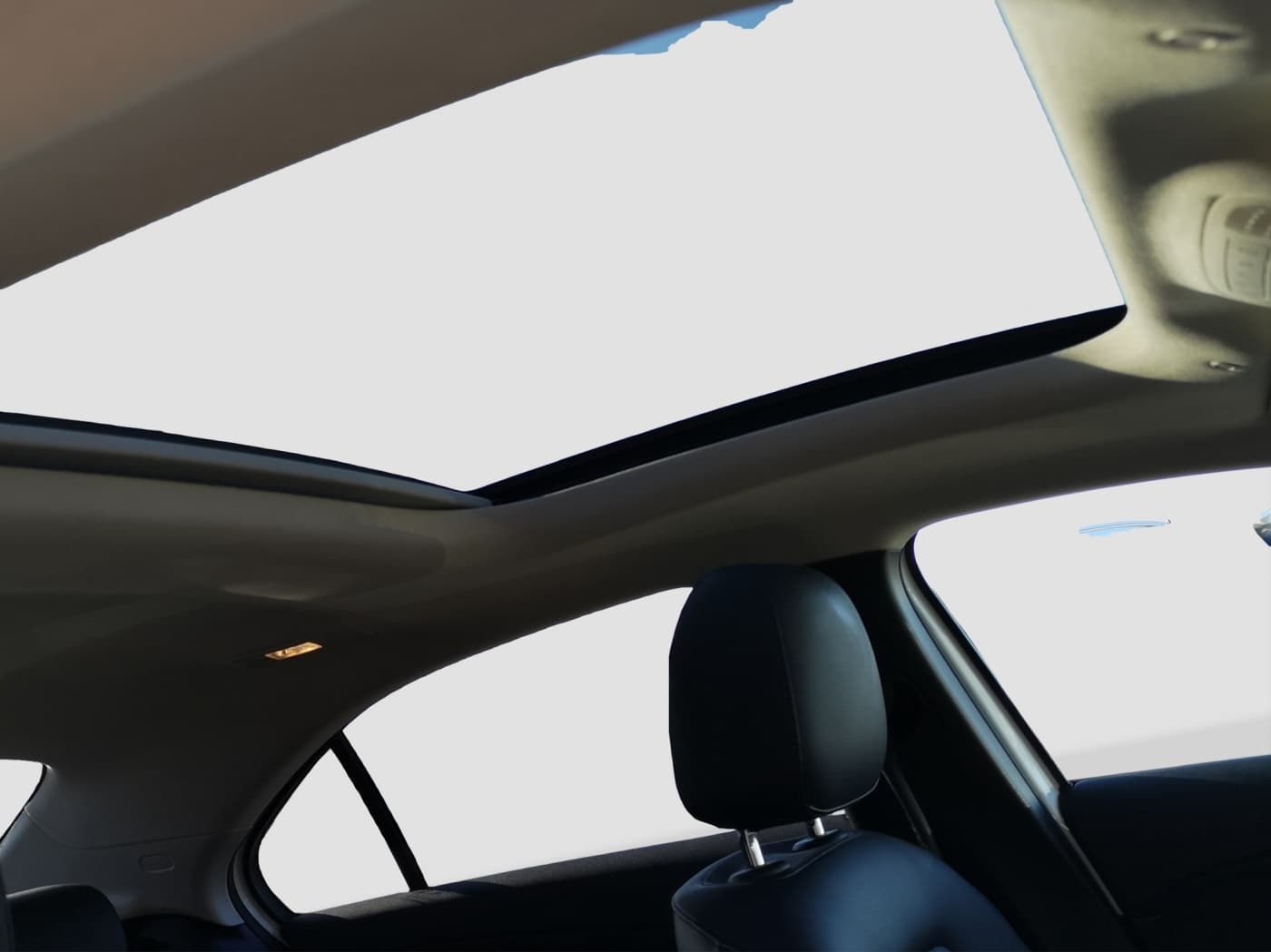 Mercedes-Benz A 250 e Lim Bild 16