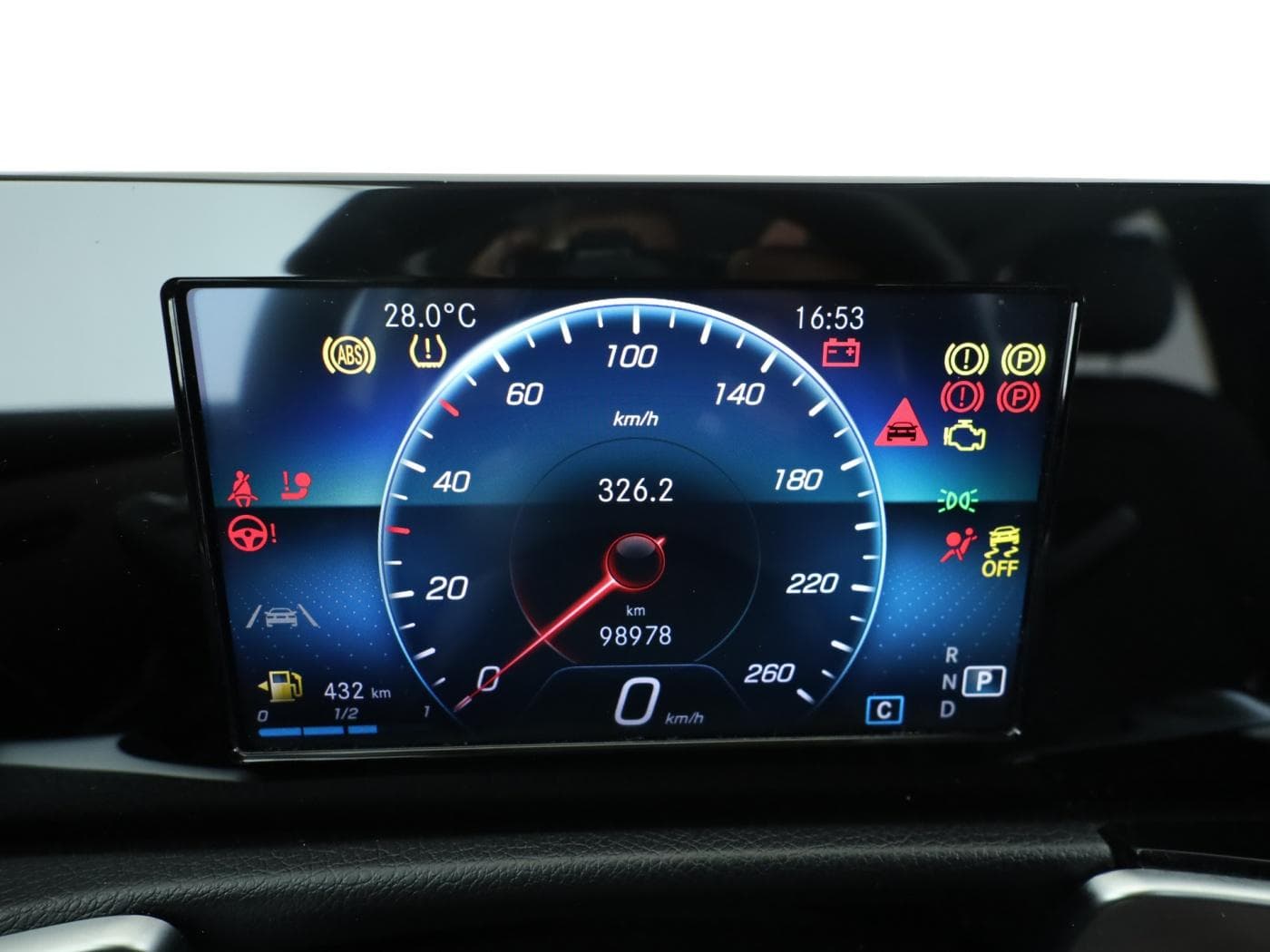 Mercedes-Benz GLB 220 d Bild 12