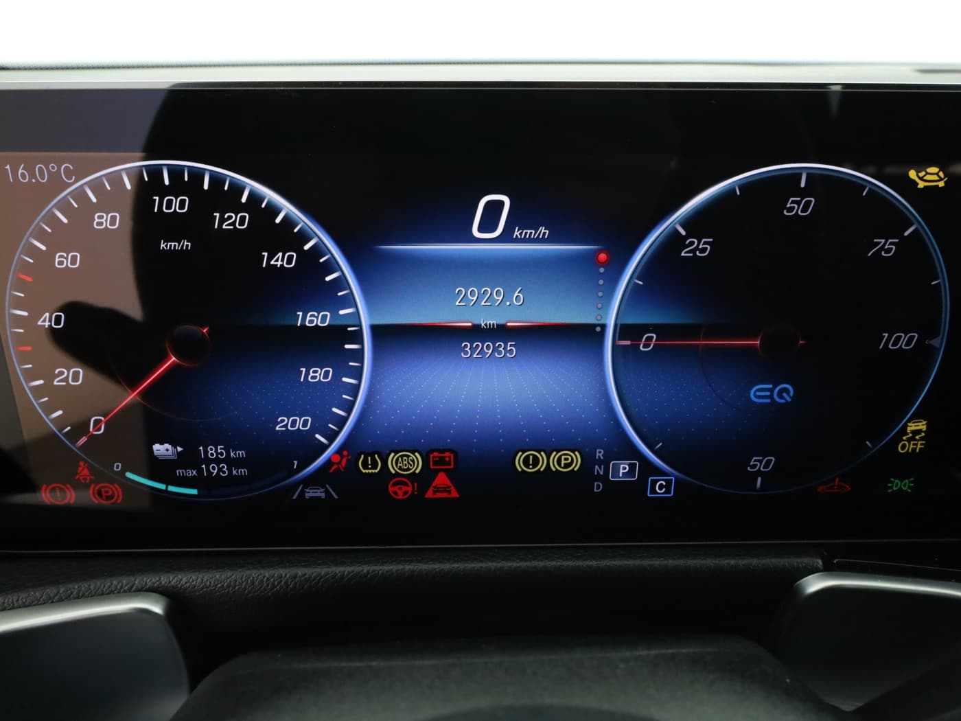 Mercedes-Benz EQB 250 Bild 12