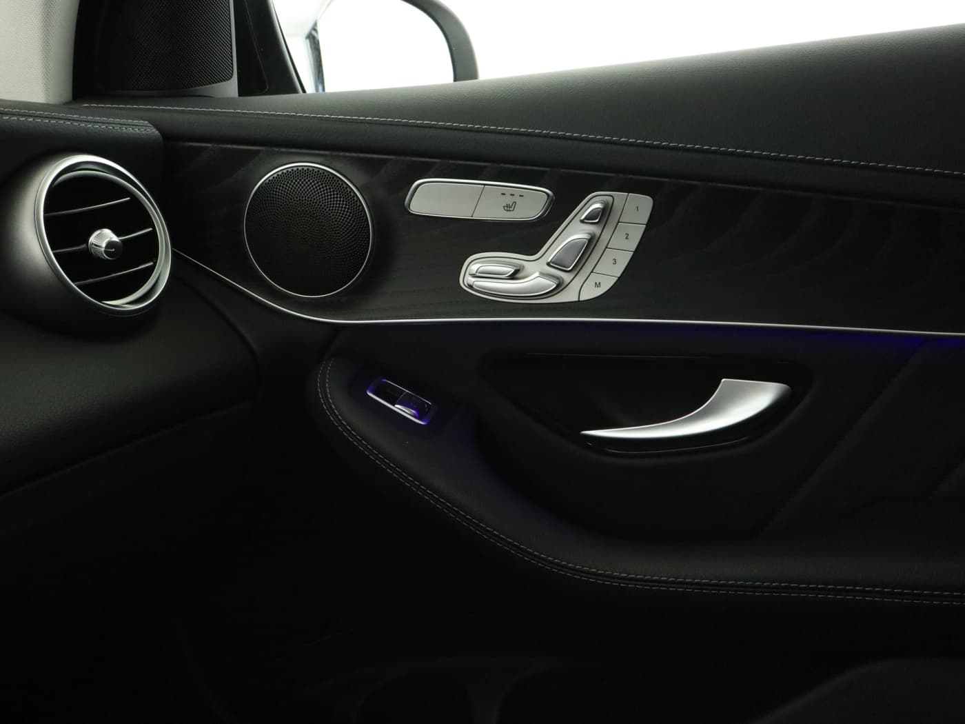 Mercedes-Benz GLC 300 d 4M Bild 16