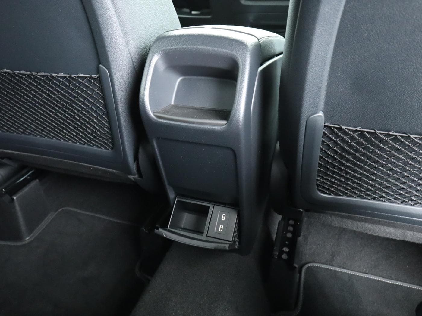 Mercedes-Benz GLA 200 Bild 23