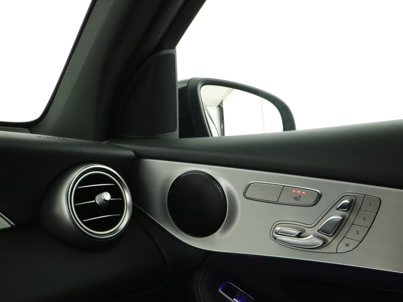 Mercedes-Benz GLC 300 de 4M Bild 16