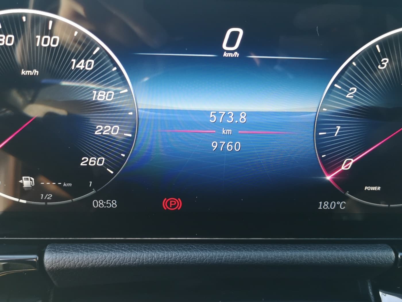 Mercedes-Benz B 180 Bild 11