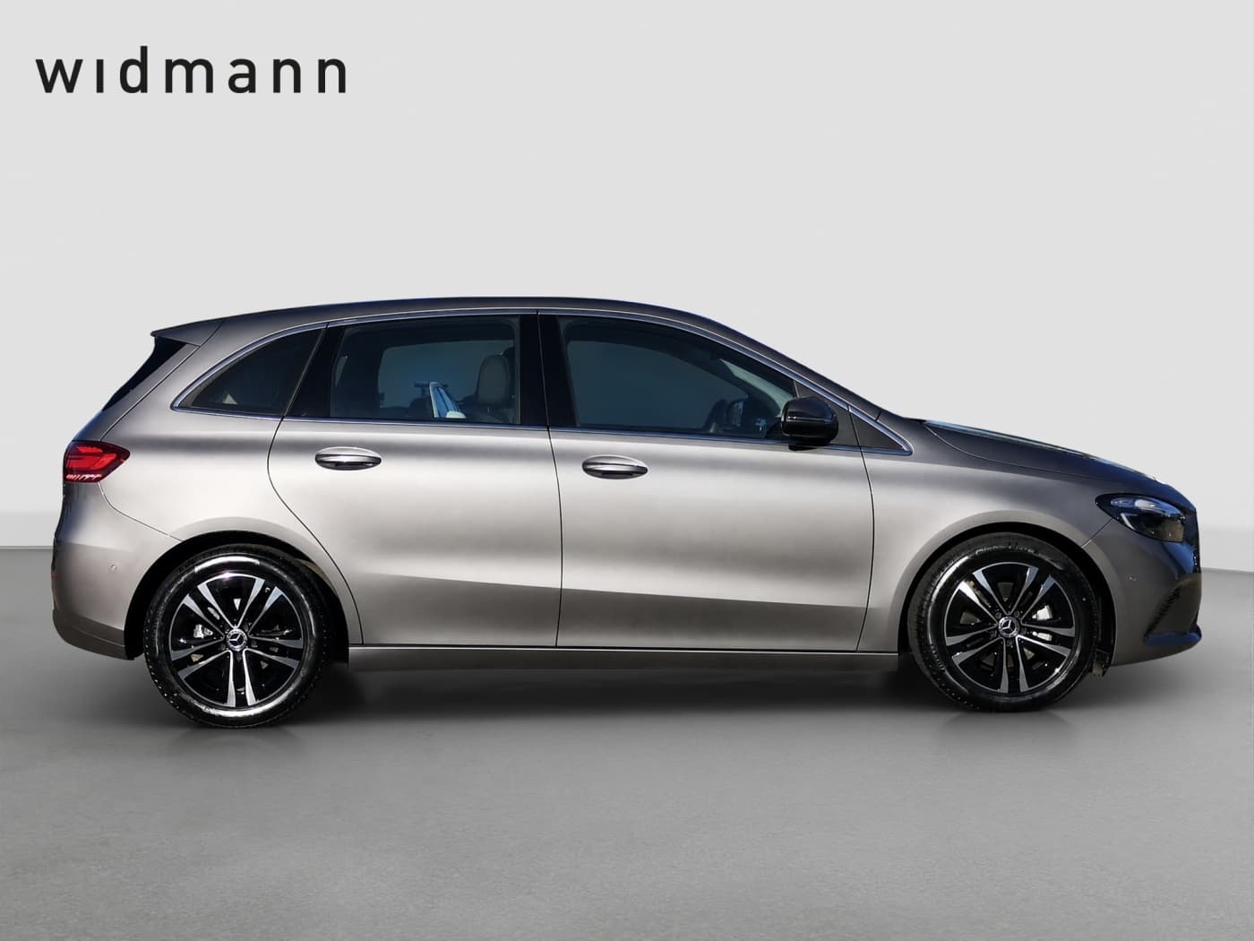 Mercedes-Benz B 180 Bild 6