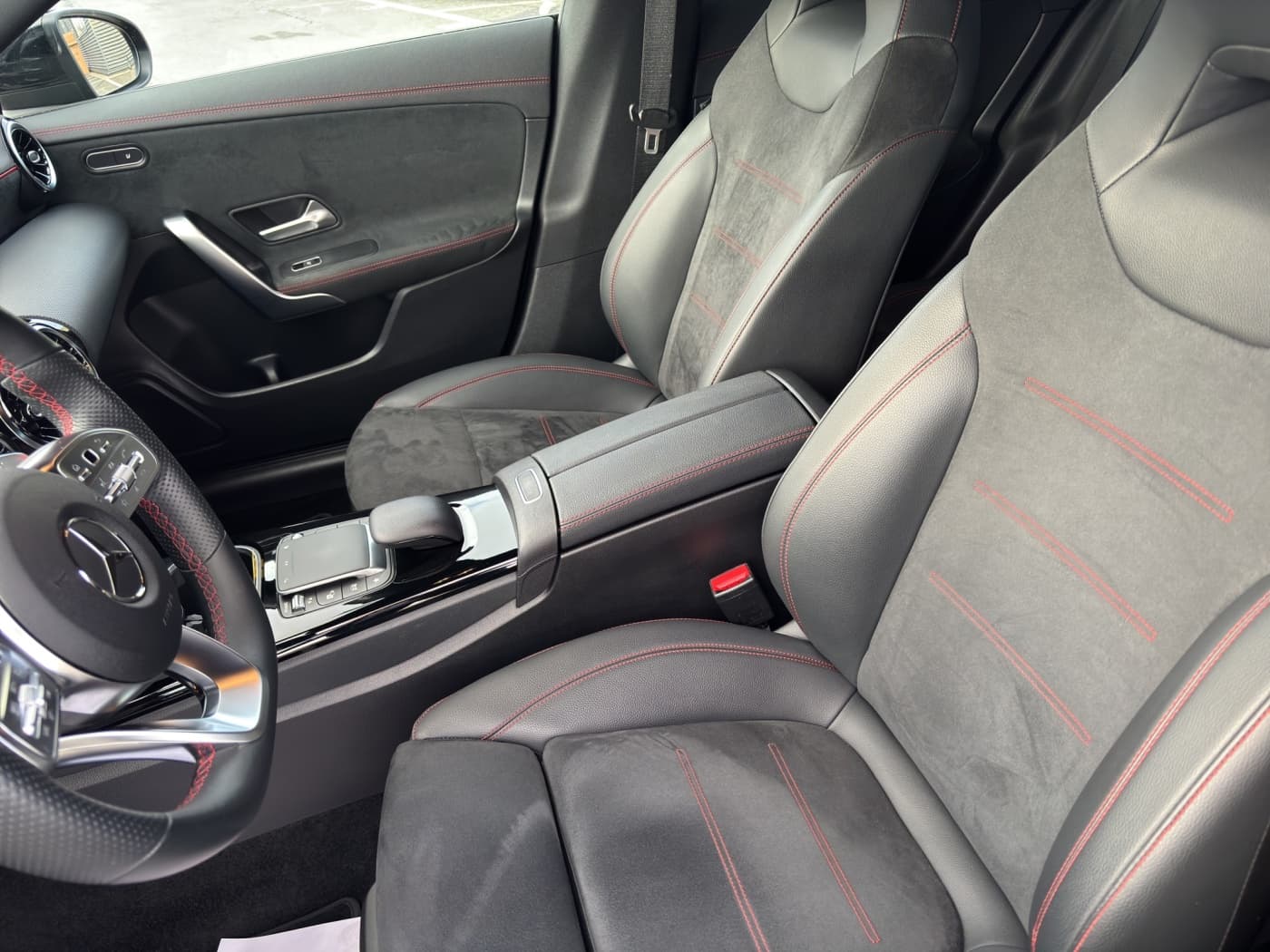 Mercedes-Benz CLA 250 e SB Bild 21