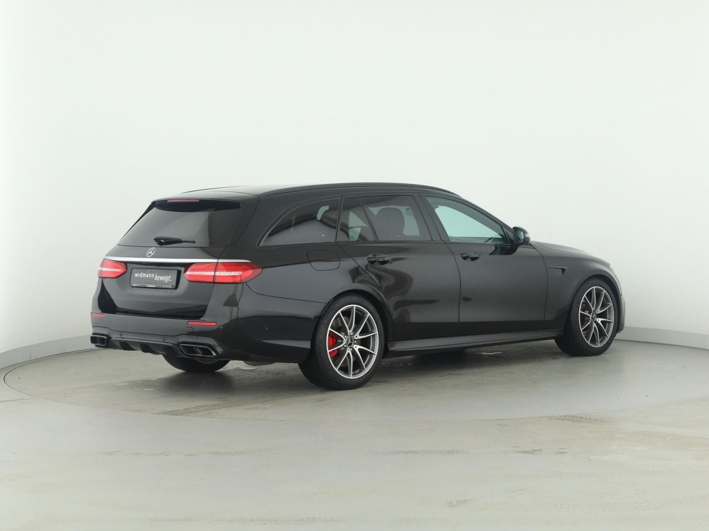 Mercedes-Benz E 63 AMG S 4M+ T Bild 6