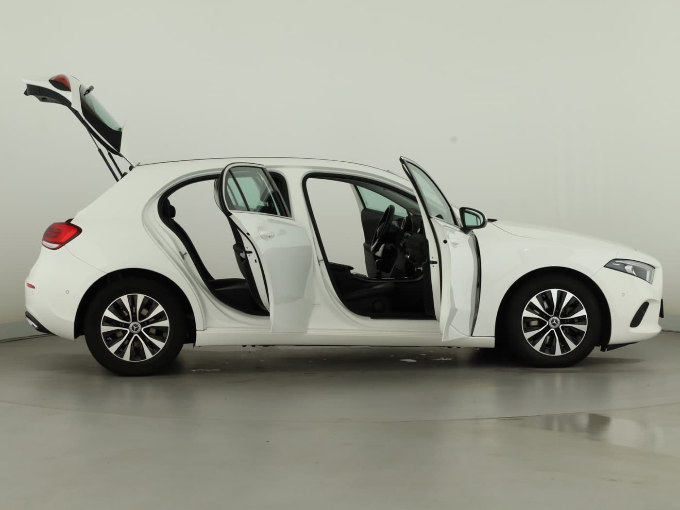 Mercedes-Benz A 200 d Bild 8