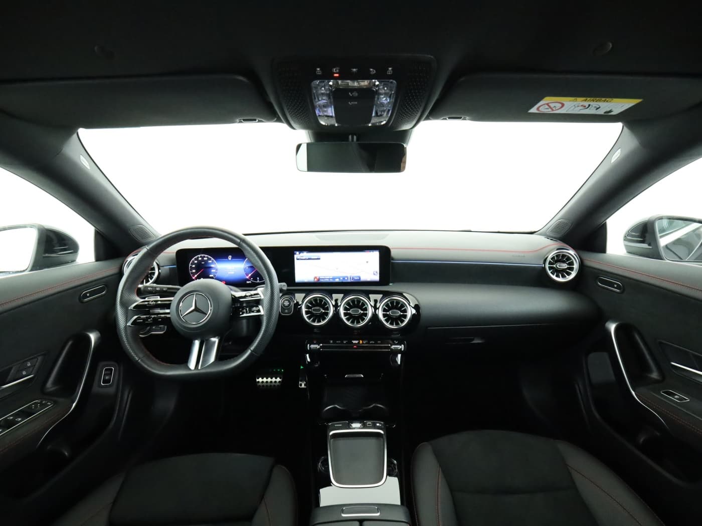 Mercedes-Benz CLA 200 d SB Bild 19