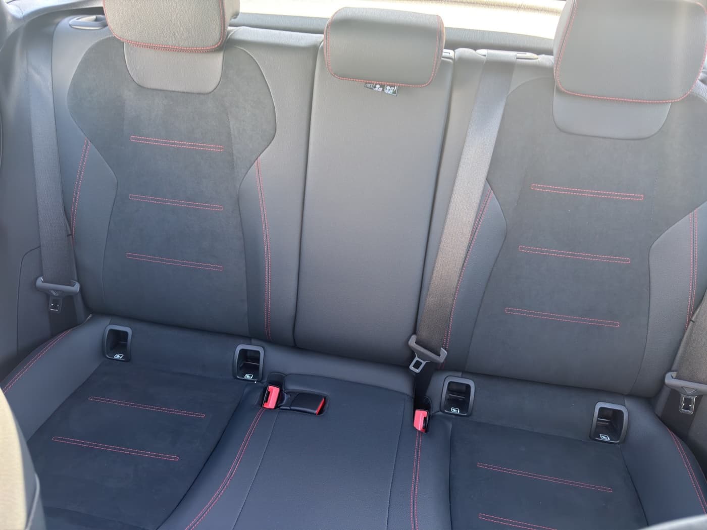 Mercedes-Benz B 220 4M Bild 17