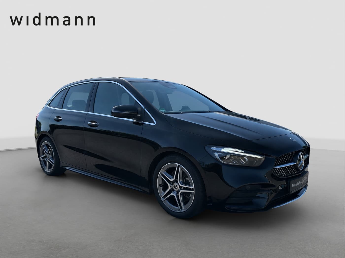 Mercedes-Benz B 220 4M Bild 7