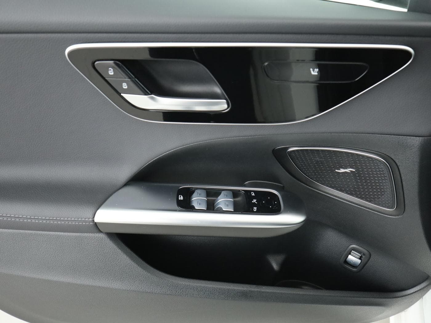 Mercedes-Benz C 300 d 4M Bild 20