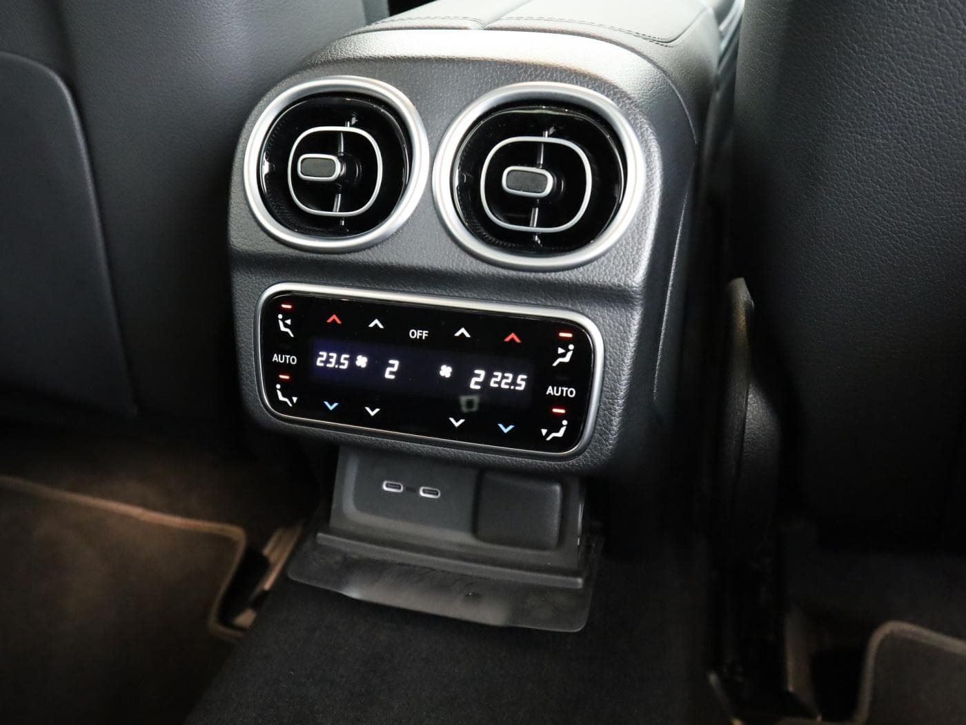 Mercedes-Benz C 300 d 4M Bild 23