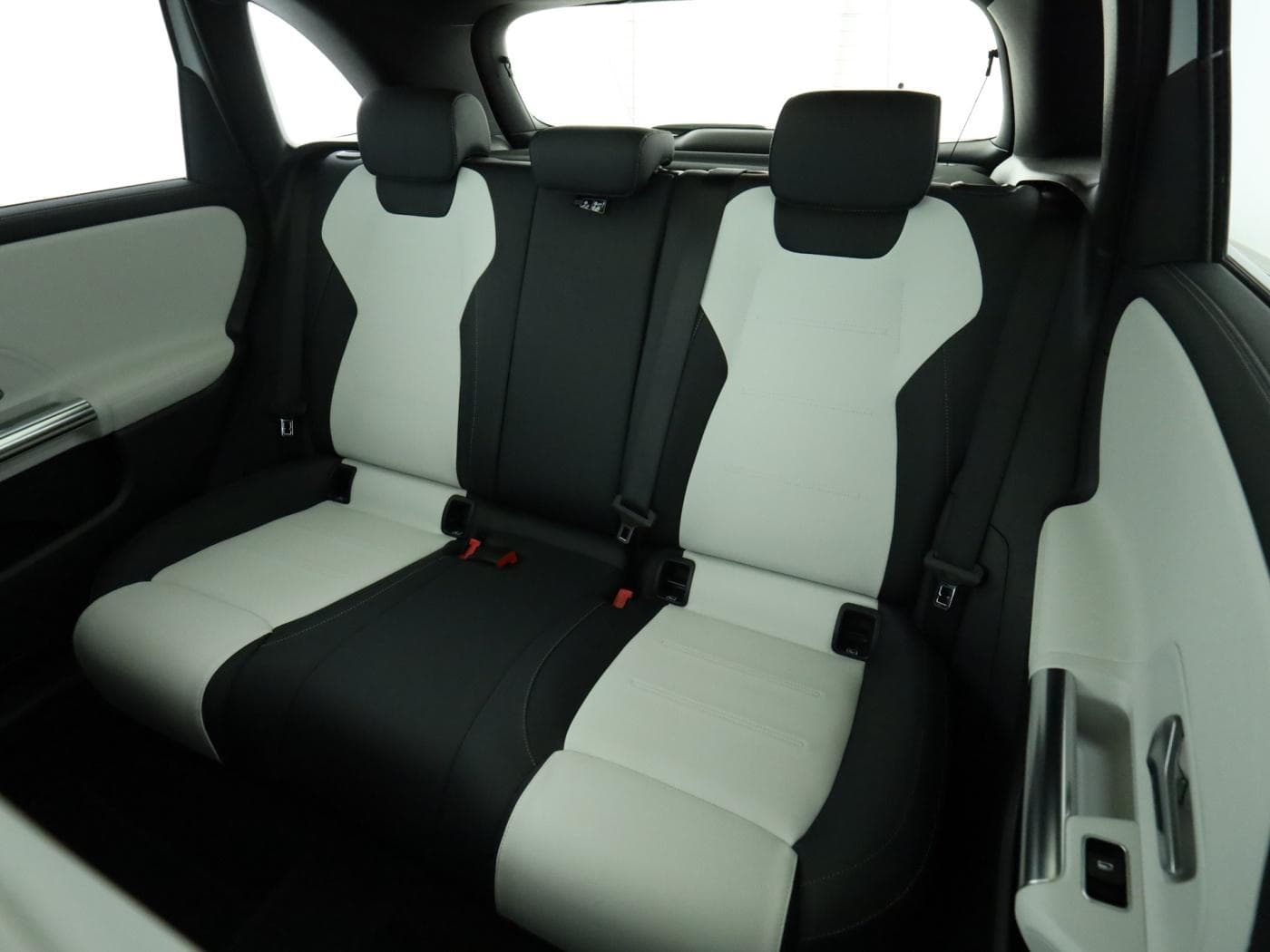 Mercedes-Benz B 250 e Bild 18