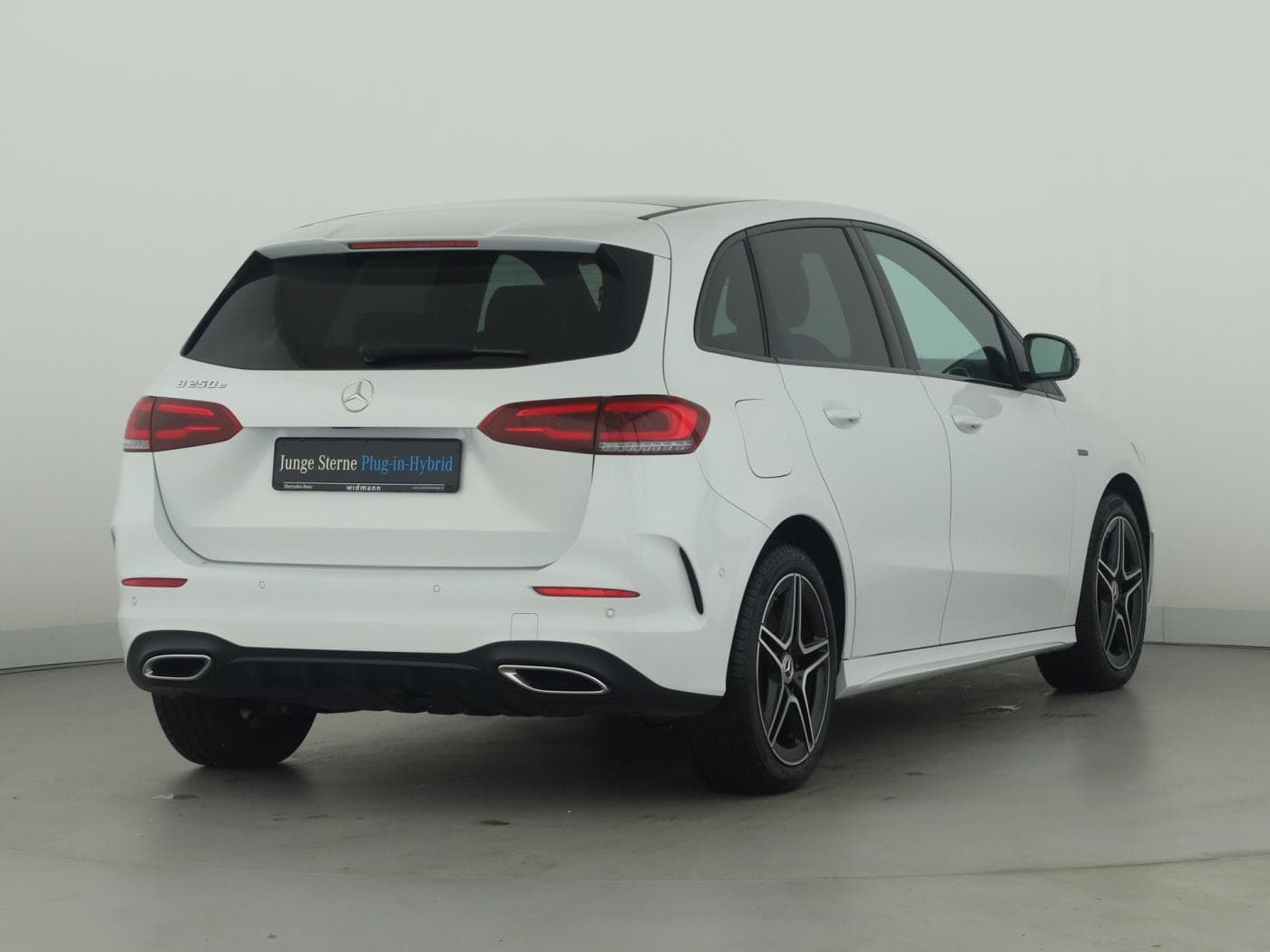 Mercedes-Benz B 250 e Bild 2